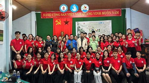 z7073803009479 916763317e691716e64c944e4c7df056.jpg