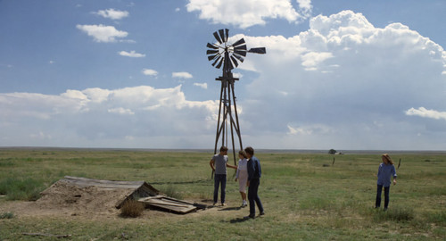 Badlands.1973.Upscaled.2160p.BluRay.CZ EN.DTS HD MA5.1.HEVC.x265 E.mkv snapshot 00.50.23 [2025.10.03.jpg