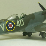 ICM Spitfire XVI 8
