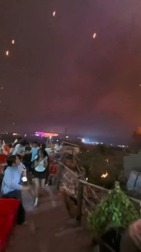 0vagQtIj37KIIX62.jpg