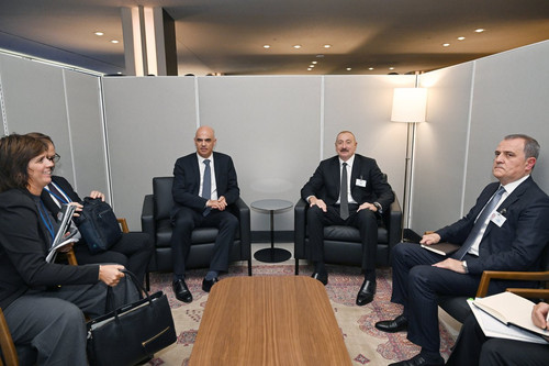 G1jZ4cKXcAALH06.jpg