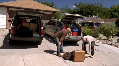 Breaking.Bad.S03E01.No.Mas.REPACK.2160p.AMZN.WEB DL.CZ EN.DTS HD.MA.5.1.SDR.HEVC VoX.mkv snapshot 12.jpg