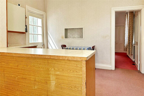 56983 CHA240030 IMG 11 0000