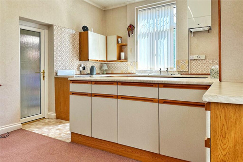 56983 CHA240030 IMG 10 0000