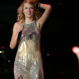 — taylor swift fearless era (1)