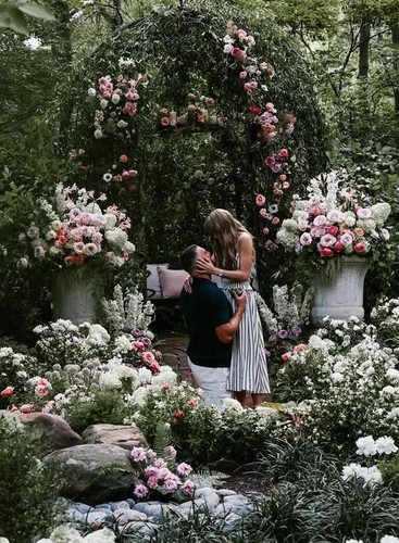 taylor and travis.jpg