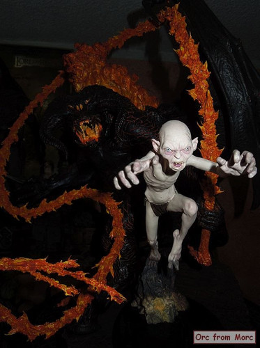010 BalrogDemon of shadow and flame repainted with whip.jpg