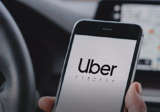 شركة "أوبر" تعلن استثمار عشرات ملايين الدولارات في شركة "فلايتريكس" الإسرائيلية المتخصصة في توصيل الطلبات عبر الطائرات المسيّرة....