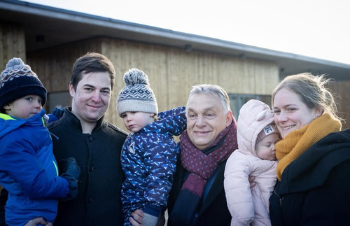 574492682 1390347809202023 4340086191393466755 n.jpg?stp=dst jpg p180x540 tt6& nc cat=111&ccb=1 7& n.jpg