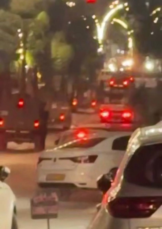 تواصل قوات الاحتلال اقتحاماتها في الضفة الغربية، حيث اقتحمت مخيم الفارعة جنوب طوباس، وبلدة قباطية جنوب جنين، ومدينة دورا جنوب الخليل، ومخيم عسكر الجدي...