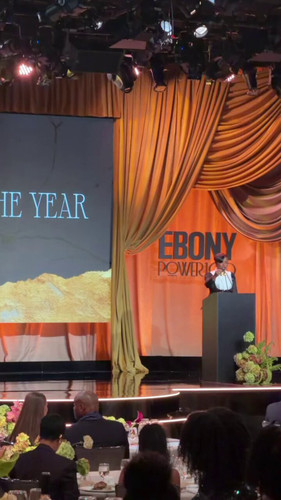 ado4KFRZ 8zar tT.jpg