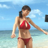 RioNatsumeBeachHappy.gif