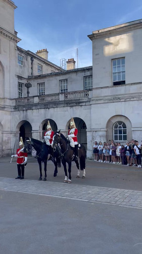 1O6luLA6HWFs7 mO.jpg