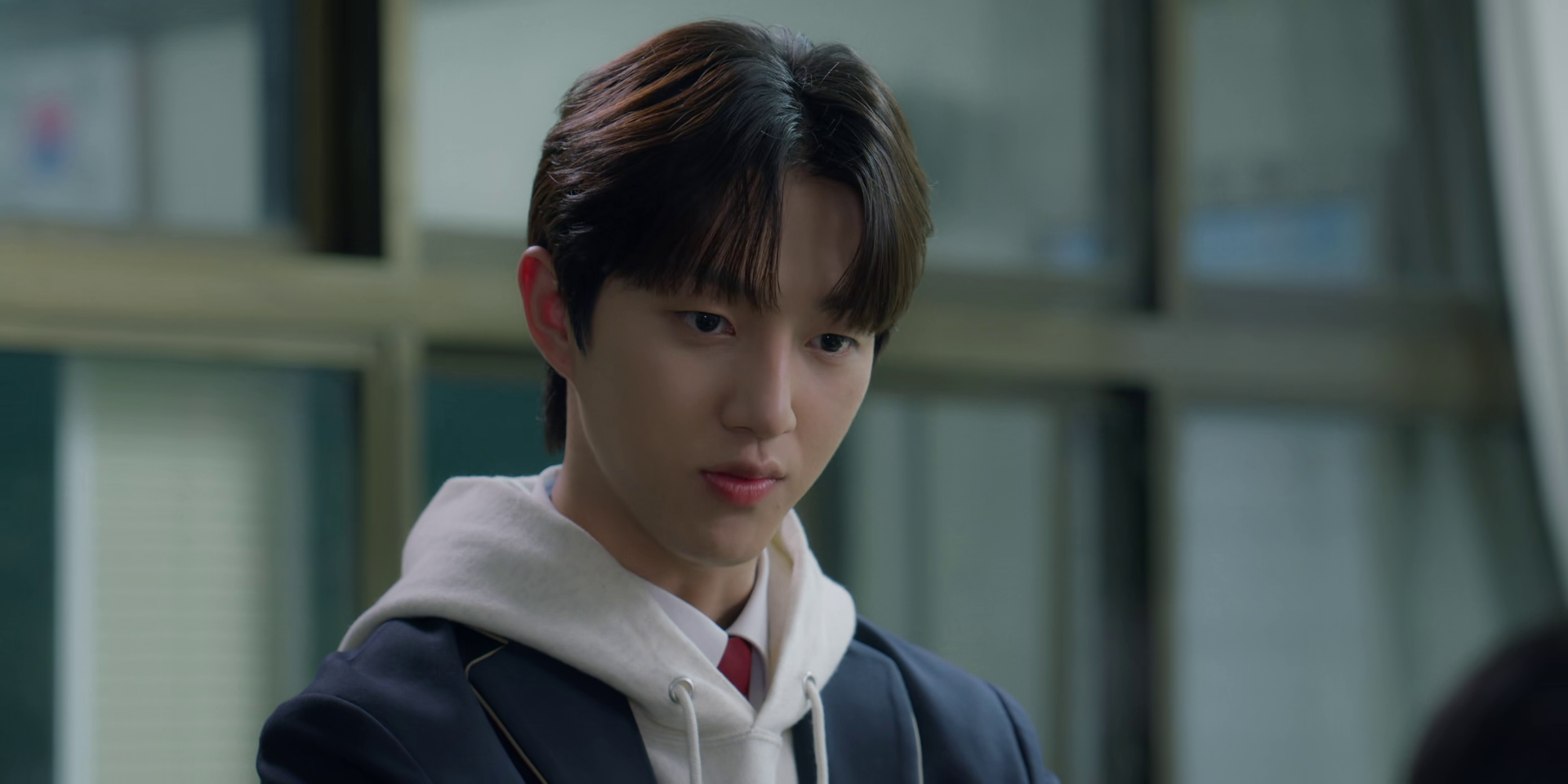 vlcsnap 2025 11 05 19h33m10s552