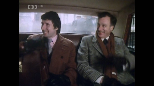 Jiste.pane.ministre.S01E01.Celem.k.volicum.1980.1080i.HDTV.H264.MPA2.0 GarGG.mkv snapshot 06.54 [202