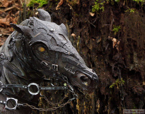 004 Nazgul Steed Bust.jpg