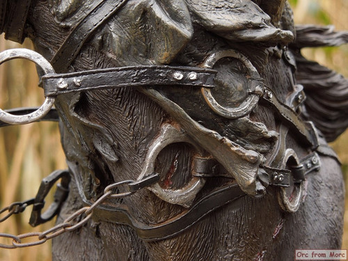 007 Nazgul Steed Bust.jpg