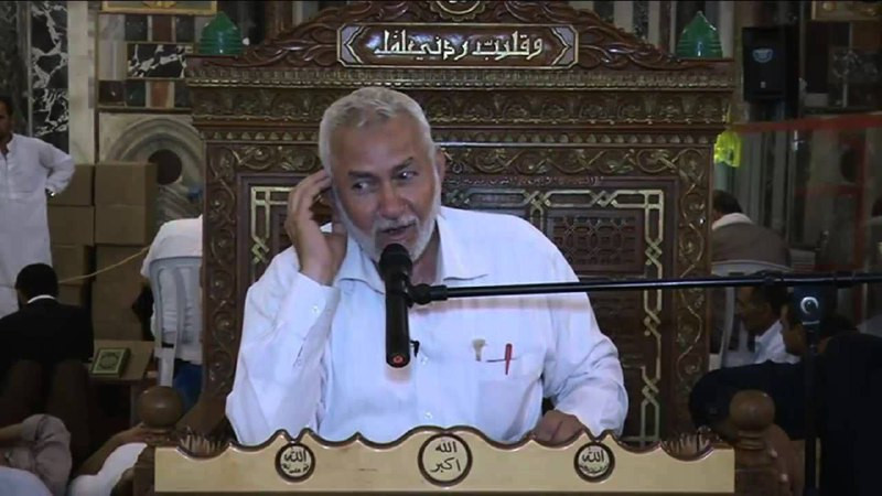 قوات الاحتلال تقتحم منزل رئيس رابطة علماء فلسطين الشيخ مصطفى شاور في الخليل وتعتقله....