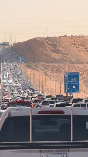 pONd Uu nrlHwAoo.jpg