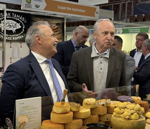 577411428 1509447671183593 1247309236835033026 n.jpg?stp=cp6 dst jpg s590x590 tt6& nc cat=104&ccb=1 .jpg