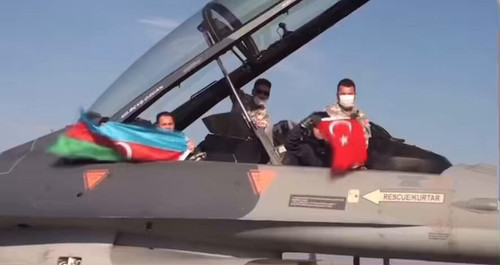 KV yu3KFIAPjv8MU.jpg