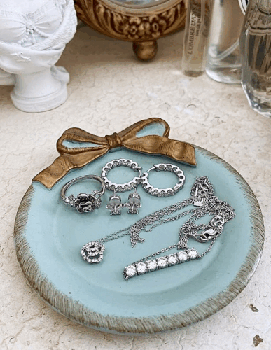 PREMIERS CADEAUX NOEL OU J'AI TRICHE lol.gif