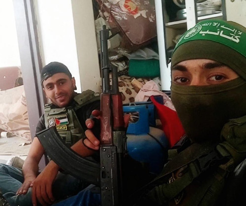 G5Qyk7OWMAAI2dz.jpg