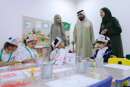 G5U8qKLaQAAHzU0.jpg