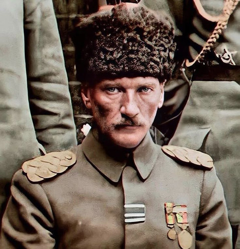 G5NWj6zXAAAi3l1.jpg