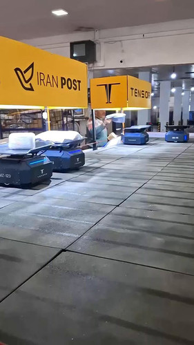 HYJJifox6Vt8 hHe.jpg