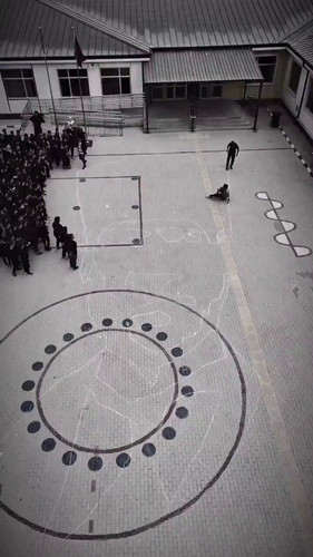 PUiAwz7GYUt OJoZ.jpg