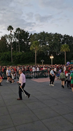 sC n gfzPYWPvQ f.jpg