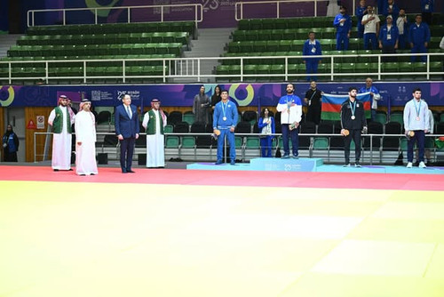 579428669 1262240319277723 3004533009543948575 n.jpg?stp=dst jpg s590x590 tt6& nc cat=108&ccb=1 7& n.jpg