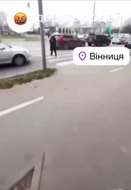 0N ZRxBnsZXil DB.jpg