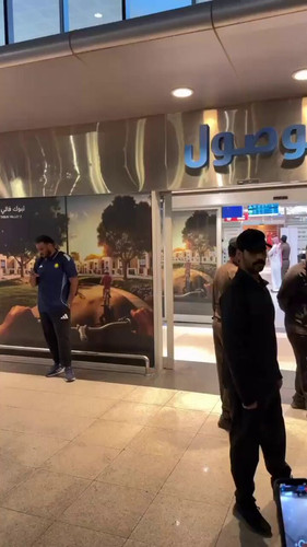 9lcispctCGBT jzQ.jpg