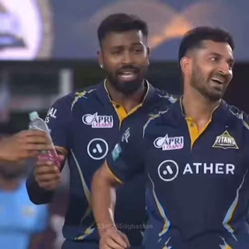 FZfnLP4 9roMseoi.jpg