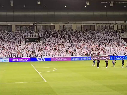 DeRbZO4RrADaGR n.jpg