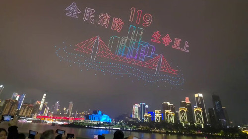 bIdcr7cu78vqMs l.jpg