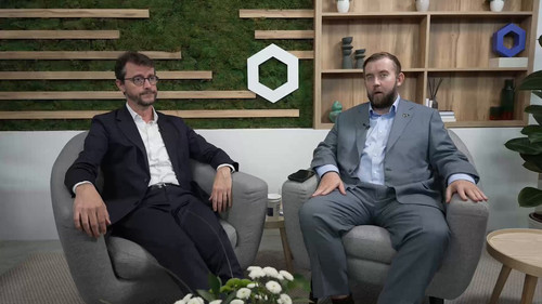 YVOLuWrQw9kJMxiT.jpg