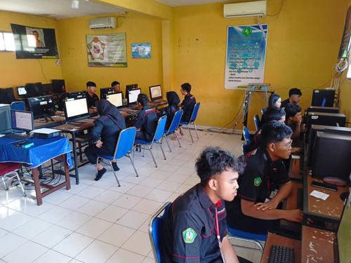 RUANG LAB TKJ.jpg