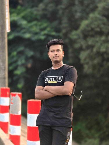 JPEG 20251110 002454 7975074509994681748.jpg