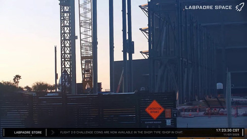 O5iIzTGqMim MV7M.jpg