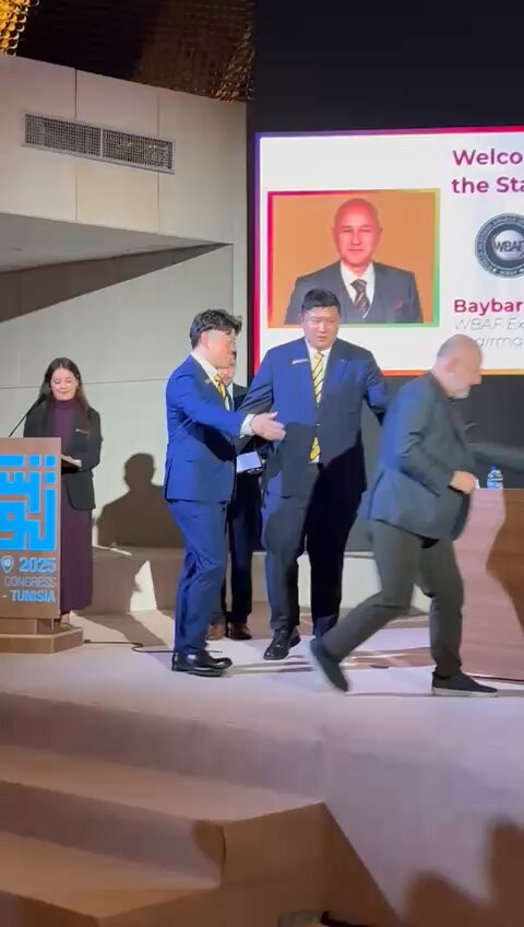 J5o1 JFgcDCYpfqV.jpg