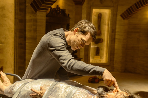L-R: Michael C. Hall as Dexter Morgan and Peter Dinklage as Leon Prater in Dexter: Resurrection, epi.jpg