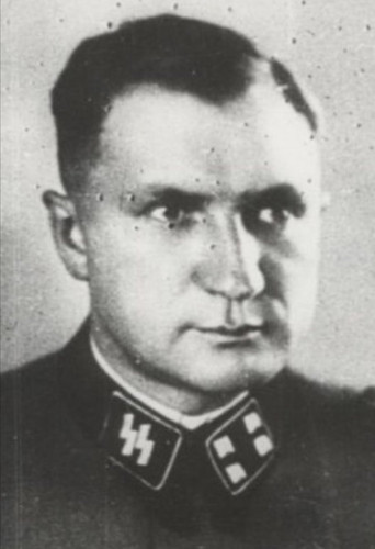 G5P3HO4XQAArHrU.jpg