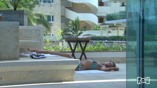 Amor en custodia (Co) Ep 63 Ana Wills faint 2.jpg