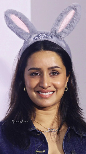 shraddhaphile 5649f6cb1db74e1eb1bcc8ad9e735196.jpg