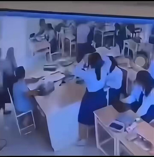 3S92kH9LcaxbhE2V.jpg
