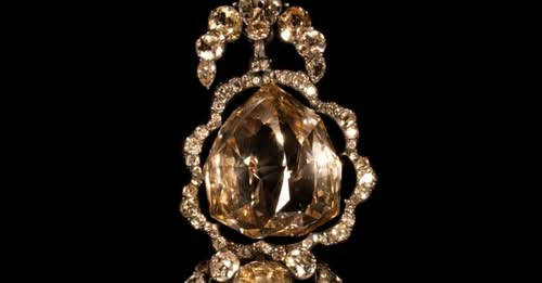 1968339631047048814?url=https%3A%2F%2Fcivilek.info%2Fwp content%2Fuploads%2F2025%2F11%2Ftita kiralyn.jpg