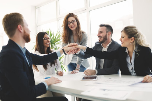 premium photo 1661277666101 01fb123f2a4c.jpg